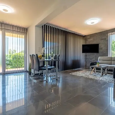 Panorama Penthouse 아파트